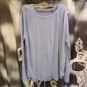 American Eagle Long Sleeve Soft and Sexy